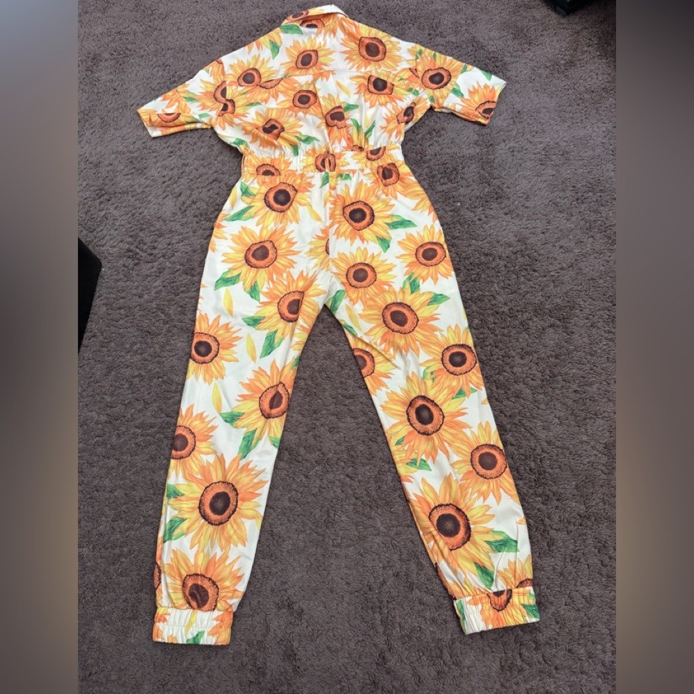 L’Atiste Sunflower Satin Jumpsuit Short Sleeve Jogger Oversized Size S Small - Picture 9 of 9